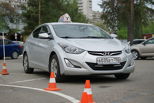 Hyundai Elantra A035ET750
