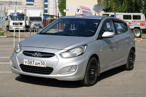 Hyundai Solaris Y087AM50