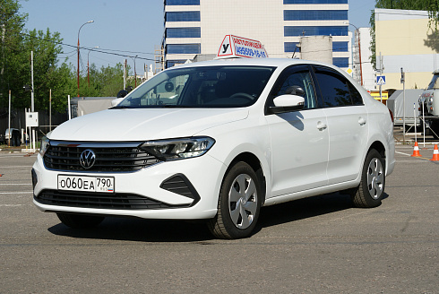 Volkswagen Polo O060EA790