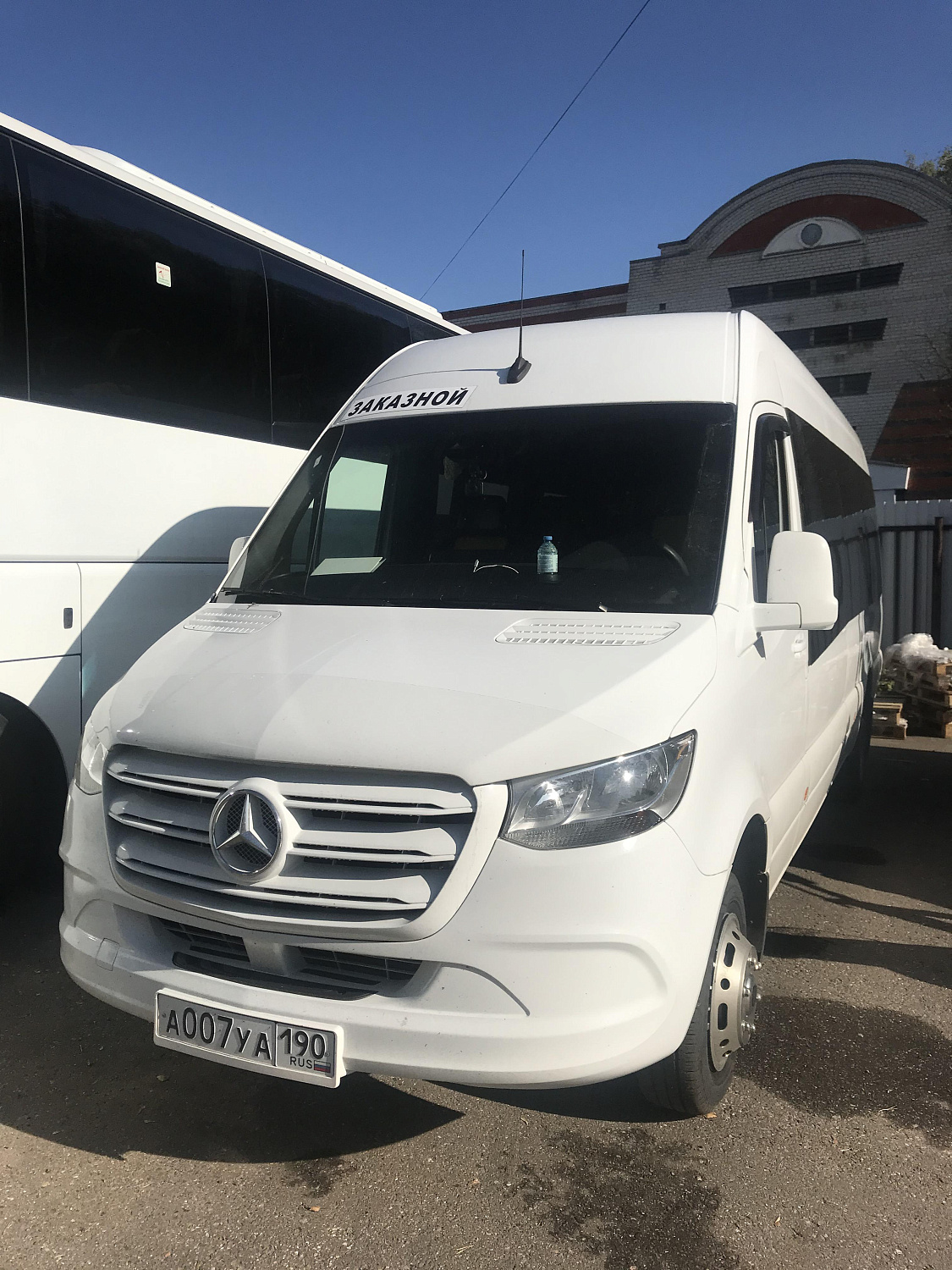 Аренда автобуса Mercedes-Benz Sprinter LUX