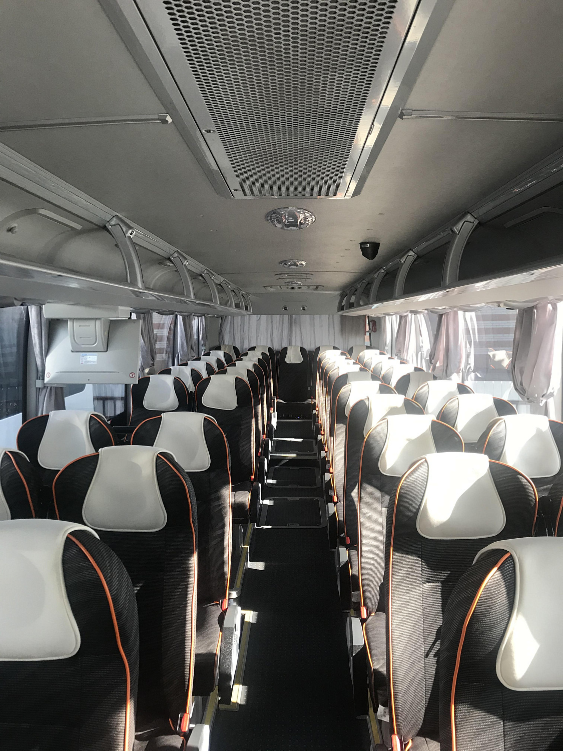 Аренда автобуса Mercedes-Benz Sprinter LUX